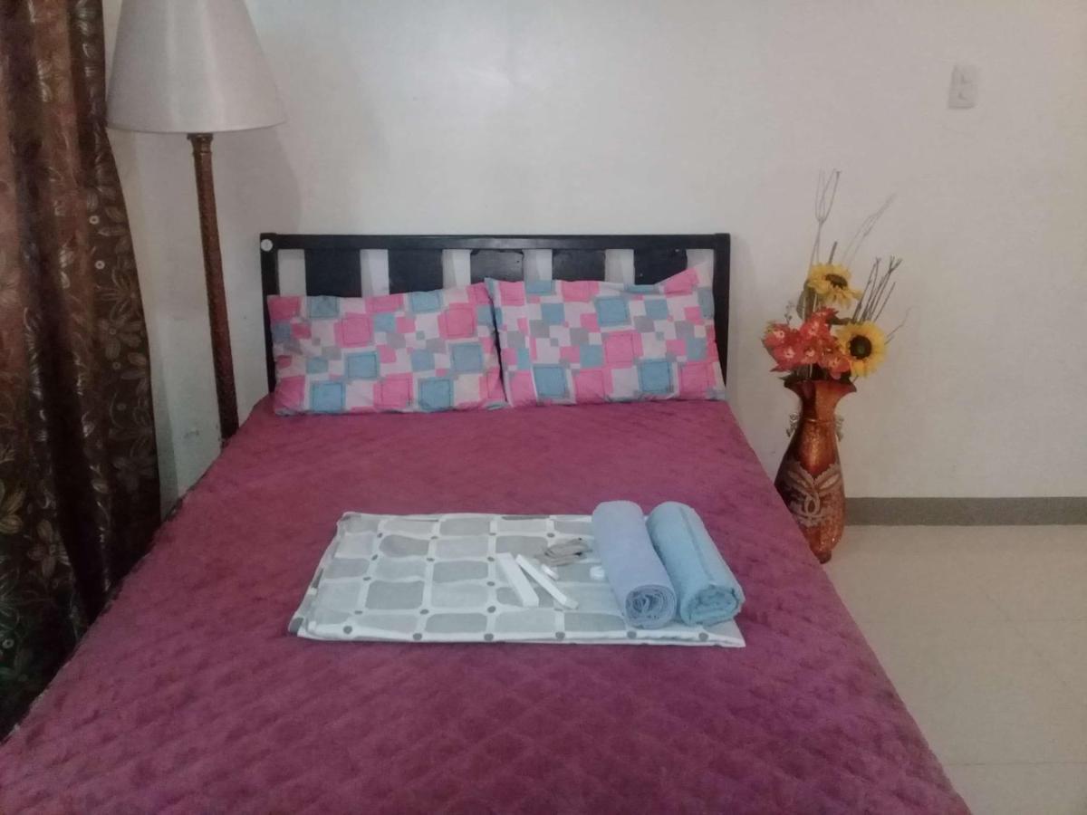 Ekonumi Rooms At Moonwalk Paranaque Paranaque City Екстер'єр фото