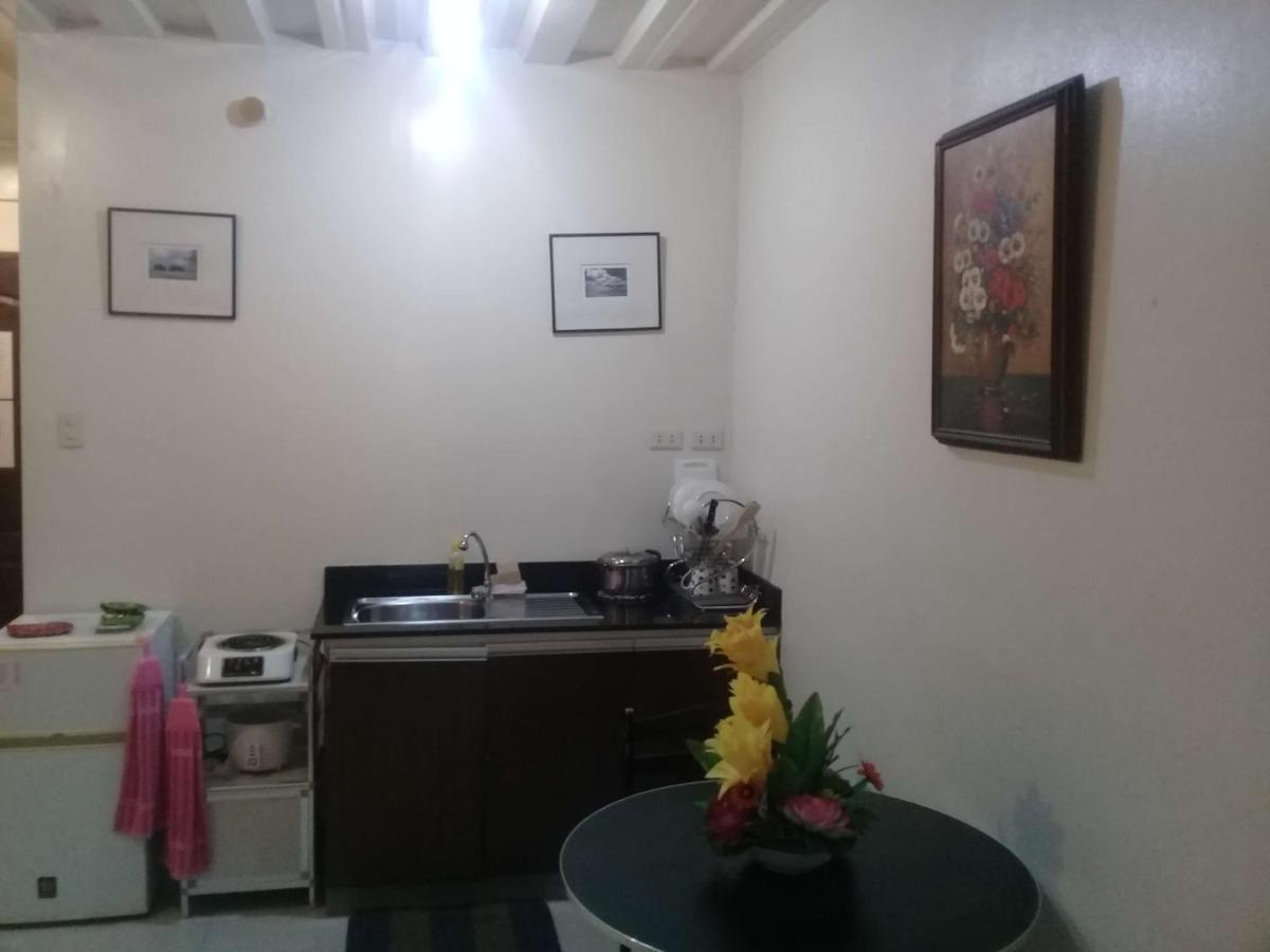 Ekonumi Rooms At Moonwalk Paranaque Paranaque City Екстер'єр фото